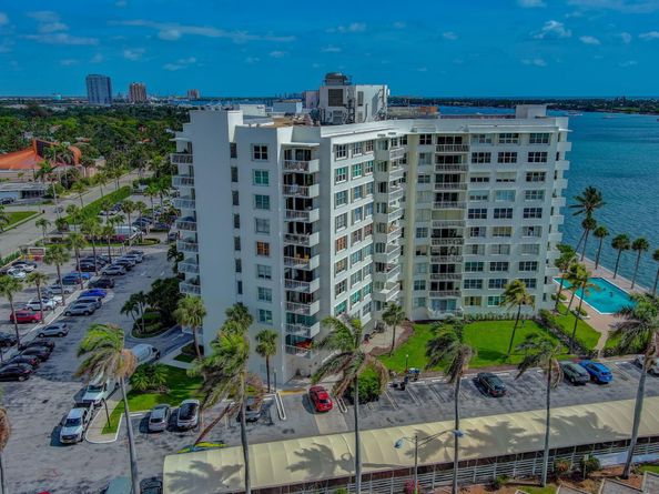 2600 N Flagler Drive 310, West Palm Beach FL 33407