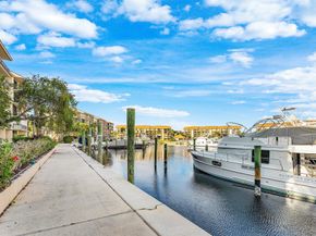 2501 Marina Isle Way 304, Jupiter FL 33477