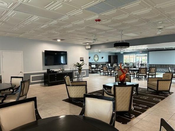 109 Lake Susan Drive, West Palm Beach FL 33411