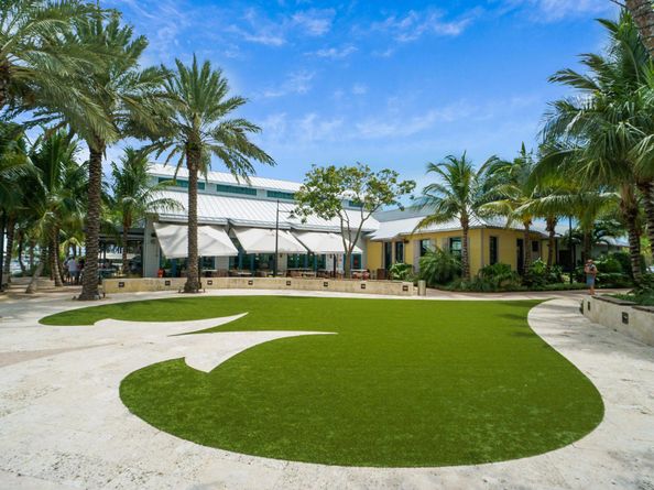 125 Sand Pine Drive, Jupiter FL 33477