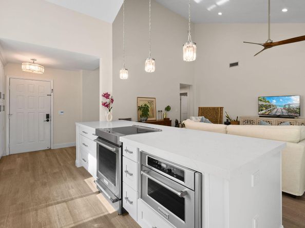 125 Sand Pine Drive, Jupiter FL 33477