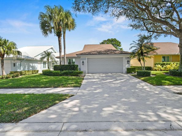 125 Sand Pine Drive, Jupiter FL 33477