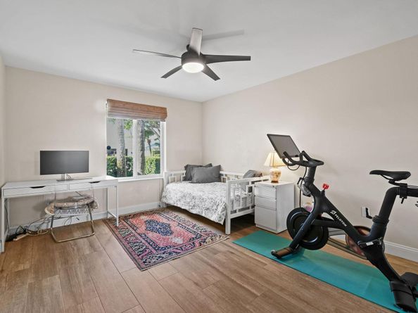 125 Sand Pine Drive, Jupiter FL 33477