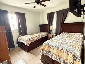 17902 NW 81st Court, Hialeah FL 33015