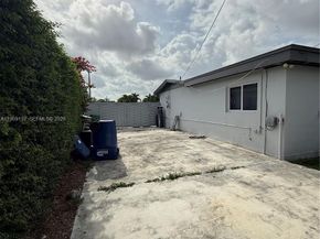 17902 NW 81st Court, Hialeah FL 33015