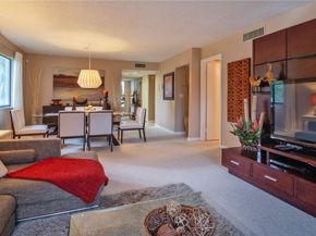 301 Lakeview Dr 204, Weston FL 33326