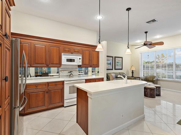 575 Masters Way, Palm Beach Gardens FL 33418