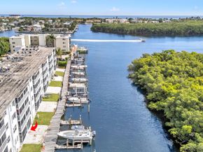 689 NE 6th Court 1090, Boynton Beach FL 33435