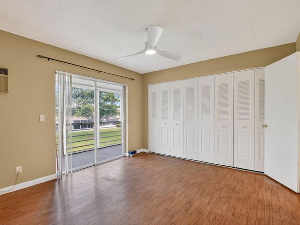 265 Windsor L, West Palm Beach FL 33417