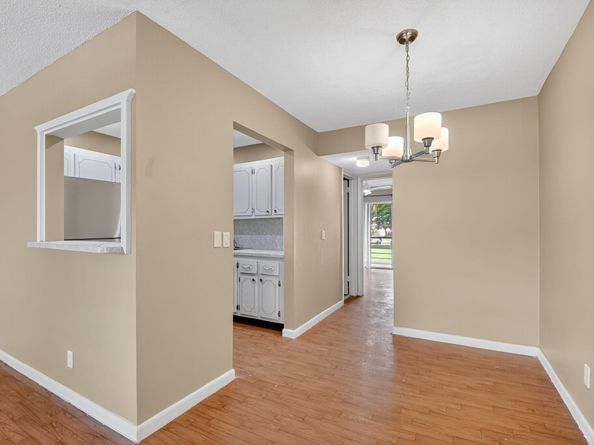 265 Windsor L, West Palm Beach FL 33417