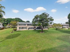 265 Windsor L, West Palm Beach FL 33417