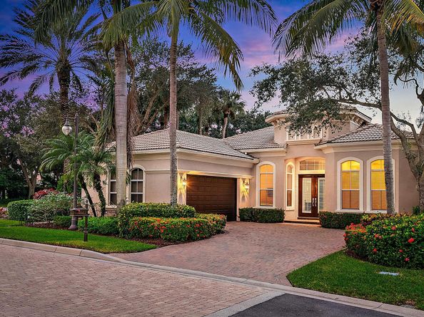101 Dalena Way, Palm Beach Gardens FL 33418