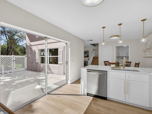 3103 Kingston Court, West Palm Beach FL 33409