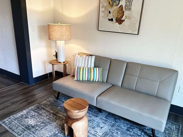 3080 NW 98, Miami FL 33147