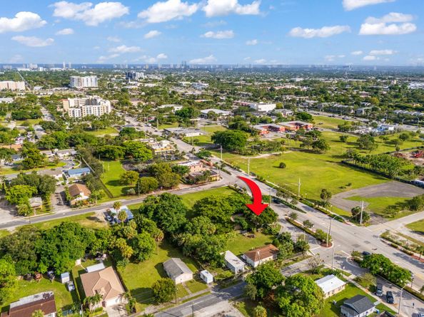 823 NW 3rd St, Pompano Beach FL 33060