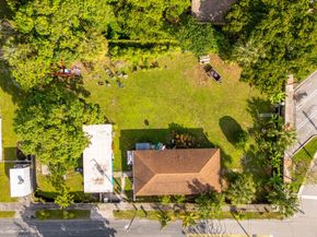 823 NW 3rd St, Pompano Beach FL 33060