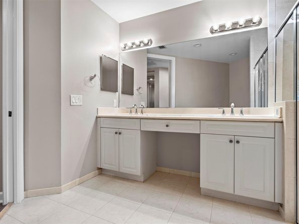 8296 NW 128th Ln 8296, Parkland FL 33076