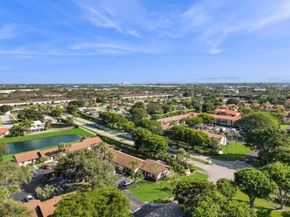 48 Via De Casas Norte, Boynton Beach FL 33426