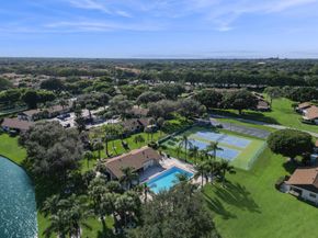 48 Via De Casas Norte, Boynton Beach FL 33426