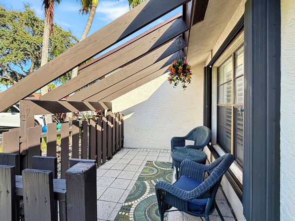 48 Via De Casas Norte, Boynton Beach FL 33426