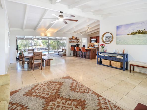 2625 E Gulfstream Ln, Fort Lauderdale FL 33312