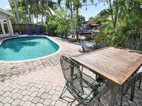 2625 E Gulfstream Ln, Fort Lauderdale FL 33312