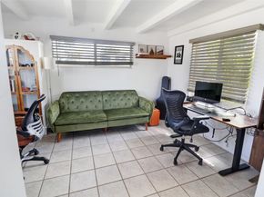 2625 E Gulfstream Ln, Fort Lauderdale FL 33312