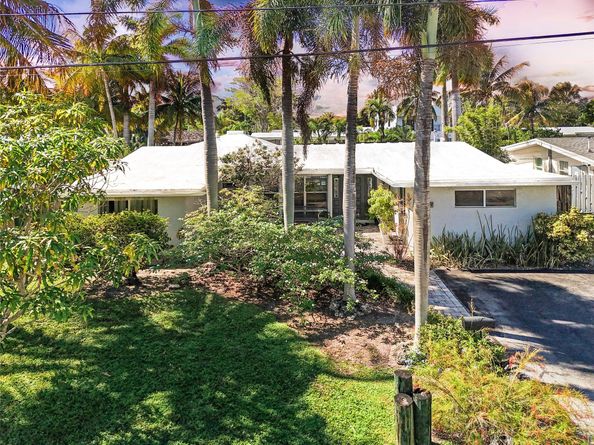 2625 E Gulfstream Ln, Fort Lauderdale FL 33312