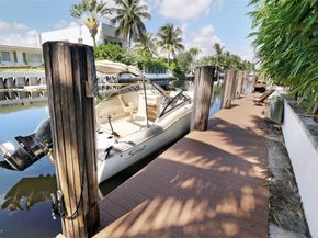 2625 E Gulfstream Ln, Fort Lauderdale FL 33312