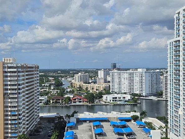 1950 S Ocean Dr 19F, Hallandale Beach FL 33009