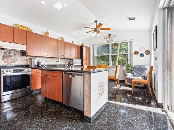 3274 NW 22nd Ave, Fort Lauderdale FL 33309