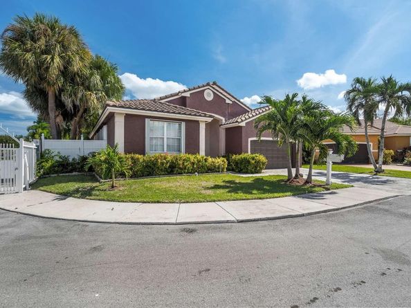 3274 NW 22nd Ave, Fort Lauderdale FL 33309