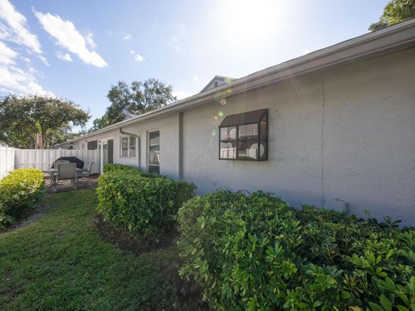 8624 Sunbird Place, Boca Raton FL 33496