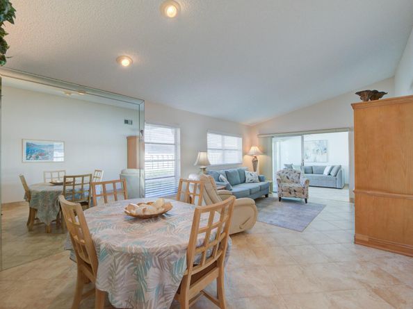 8624 Sunbird Place, Boca Raton FL 33496