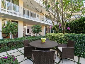 100 Royal Palm Way D1, Palm Beach FL 33480
