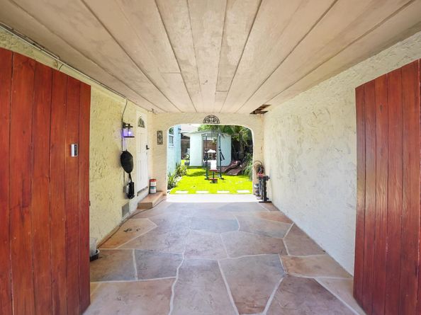 5109 Garden Avenue, West Palm Beach FL 33405