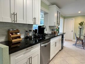 9208 NW 80th St, Tamarac FL 33321