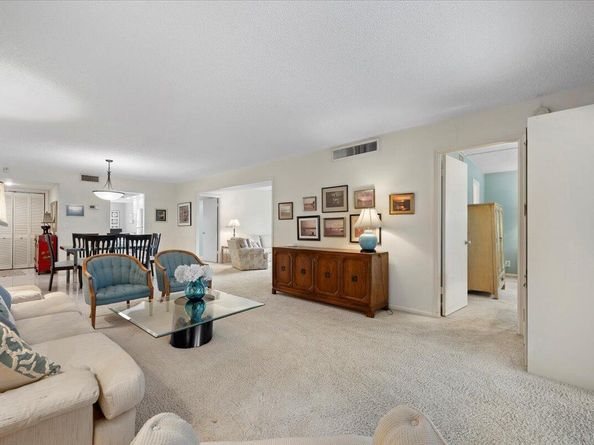 1190 NW Sugar Sands Boulevard 420, Riviera Beach FL 33404