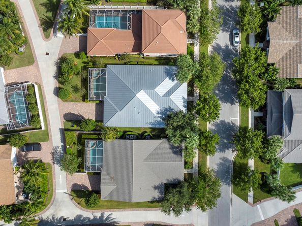 2700 Sunbury Drive, Jupiter FL 33458