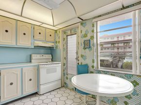 4000 NW 44th Avenue 113, Lauderdale Lakes FL 33319