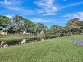 4000 NW 44th Avenue 113, Lauderdale Lakes FL 33319