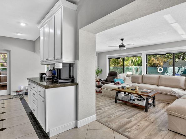 1517 SE 4th Court, Deerfield Beach FL 33441