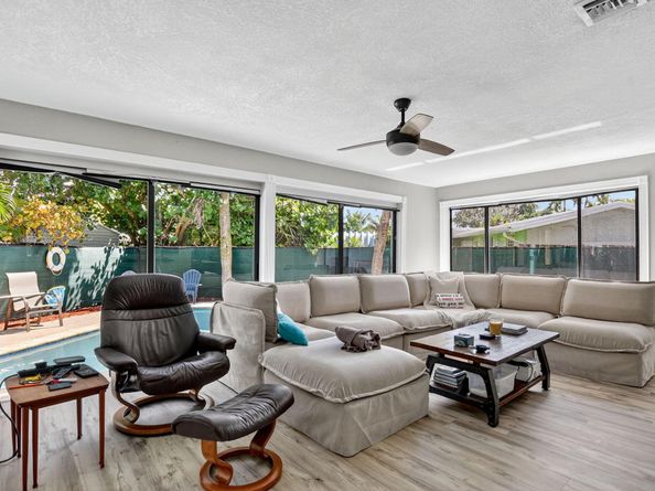 1517 SE 4th Court, Deerfield Beach FL 33441