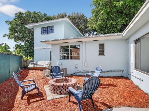 1517 SE 4th Court, Deerfield Beach FL 33441