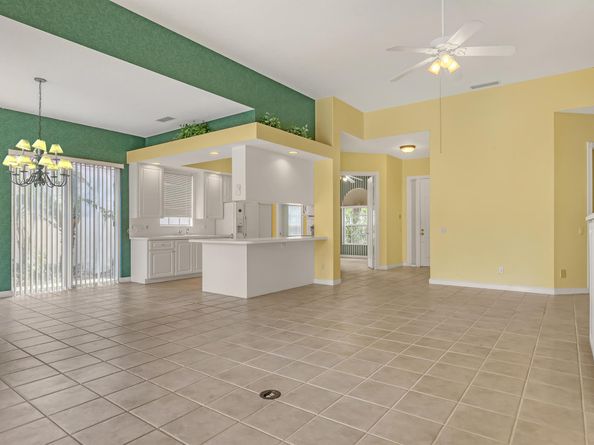 2828 Kittbuck Way, West Palm Beach FL 33411