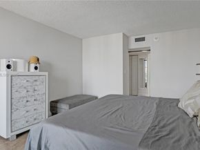 100 Bayview Drive 1931, Sunny Isles Beach FL 33160