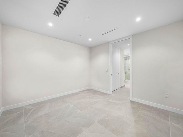 220 SE Mizner Boulevard 411, Boca Raton FL 33432