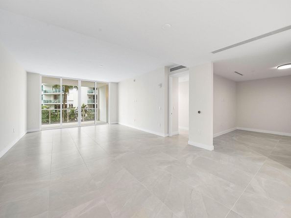 220 SE Mizner Boulevard 411, Boca Raton FL 33432