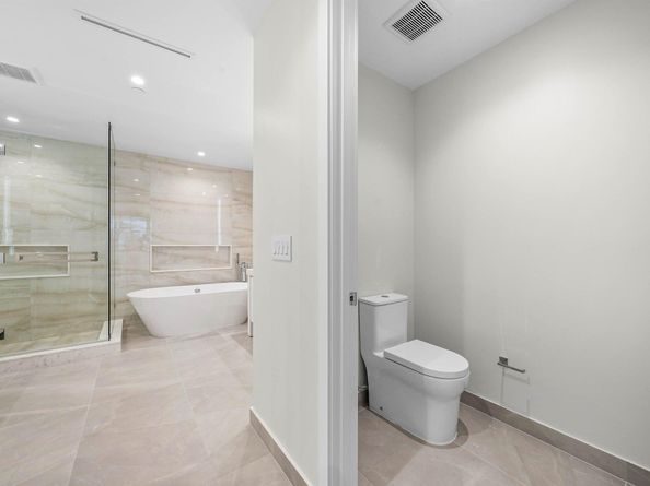 220 SE Mizner Boulevard 411, Boca Raton FL 33432