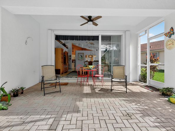 9160 Bay Point Circle, West Palm Beach FL 33411